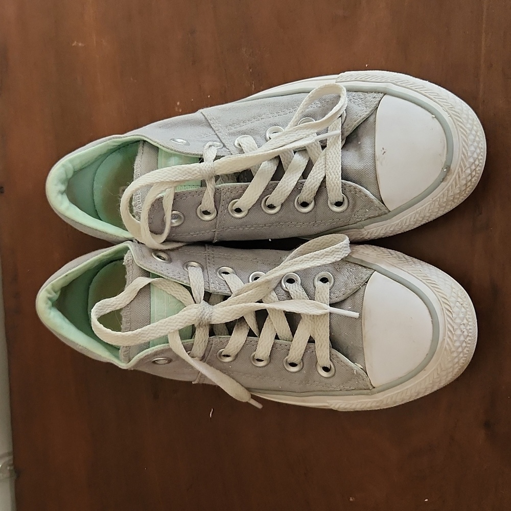 Gray Converse - Picture 2 of 7